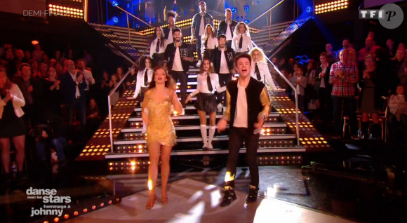 Lenni-Kim et Marie Denigot lors de la demi-finale de "Danse avec les stars 8" (TF1) samedi 9 décembre 2017.