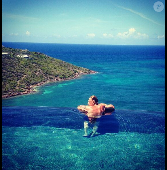 Johnny Hallyday lors de vacances à Saint-Barthélemy, Instagram, le 2 septembre 2014.