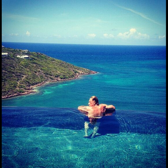 Johnny Hallyday lors de vacances à Saint-Barthélemy, Instagram, le 2 septembre 2014.