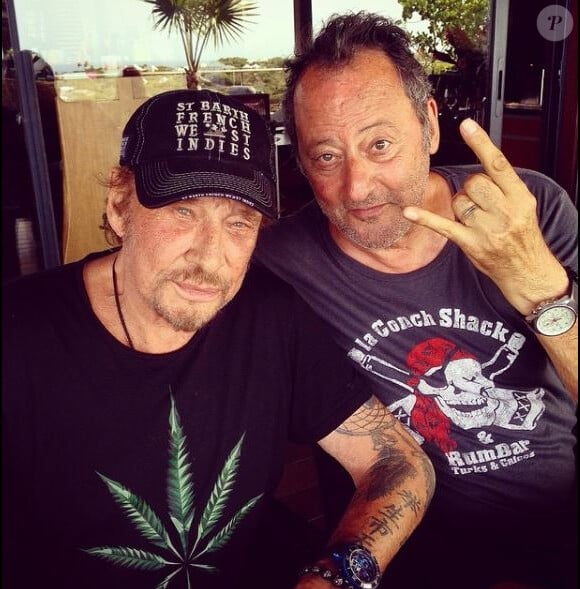 Johnny Hallyday et son ami Jean Reno lors de vacances à Saint-Barthélemy, Instagram, le 14 août 2014.