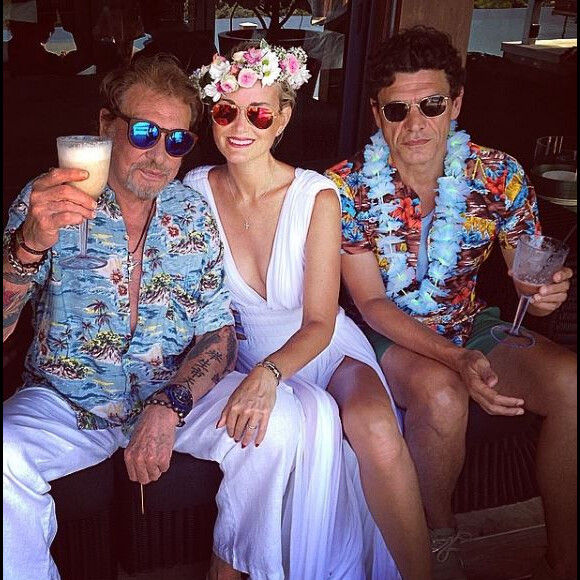 Johnny et Laeticia Hallyday, Marc Lavoine, lors de vacances à Saint-Barthélemy, Instagram, le 6 août 2014.