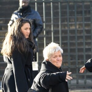 Mimie Mathy - Arrivées des personnalités en l'église de La Madeleine pour les obsèques de Johnny Hallyday à Paris le 9 décembre 2017. © Coadic Guirec / Bestimage