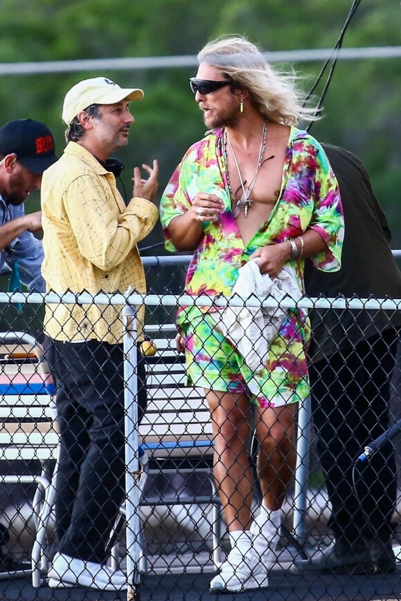 Matthew McConaughey s'amuse sur le tournage de 'The Beach Bum' à Miami, le 12 décembre 2017