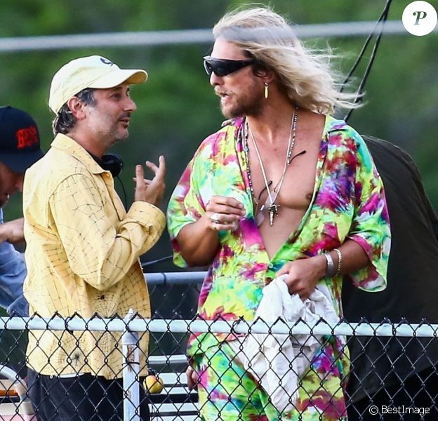 Matthew McConaughey s'amuse sur le tournage de 'The Beach Bum' à Miami, le 12 décembre 2017