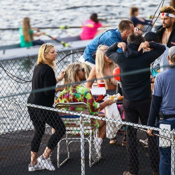 Matthew McConaughey et Zac Efron sur le tournage de 'The Beach Bum' à Miami, le 12 décembre 2017
