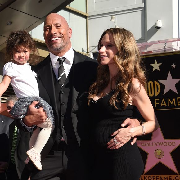 Dwayne Johnson reçoit son étoile sur le walk of Fame à Hollywood, le 13 décembre 2017