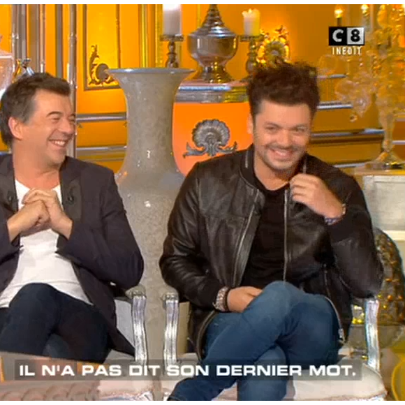 Kev Adams sur le plateau de l'émission "Salut les terriens" diffusée le 16 décembre sur C8. Face aux sous-entendus de Thierry Ardisson, qui cherchait à mentionner la relation du comédien avec la belle Iris Mittenaere, l'humoriste s'est montré parfois très embarrassé. Kev Adams avait déjà déclaré qu'il préférait ne pas évoquer sa vie privée dans les médias.