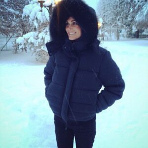 Laeticia Hallyday sous la neige à Gstaad, décembre 2014.