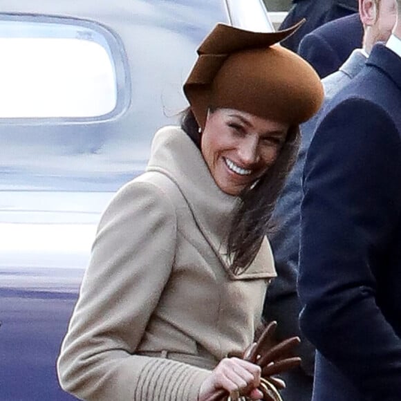 Exclusif - Meghan Markle et le prince Harry avec le prince William et la duchesse Catherine de Cambridge, enceinte, à la sortie de la messe de Noël en l'église Sainte-Marie-Madeleine à Sandringham, le 25 décembre 2017.