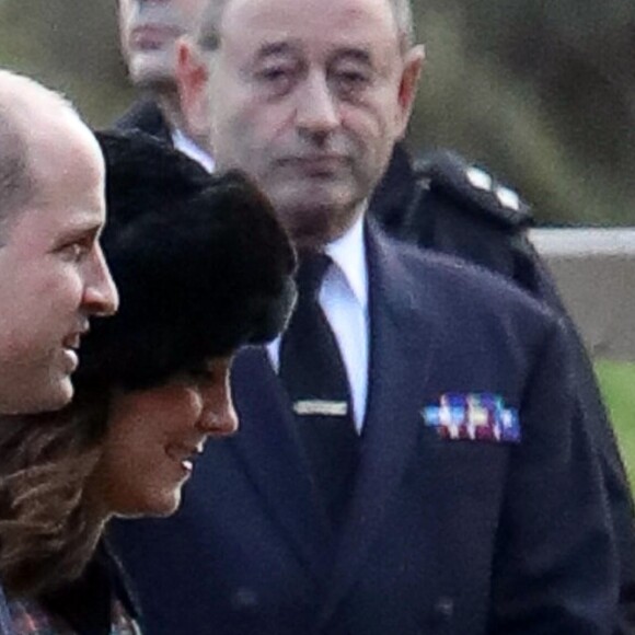 Exclusif - Meghan Markle et le prince Harry avec le prince William et la duchesse Catherine de Cambridge, enceinte, à la sortie de la messe de Noël en l'église Sainte-Marie-Madeleine à Sandringham, le 25 décembre 2017.