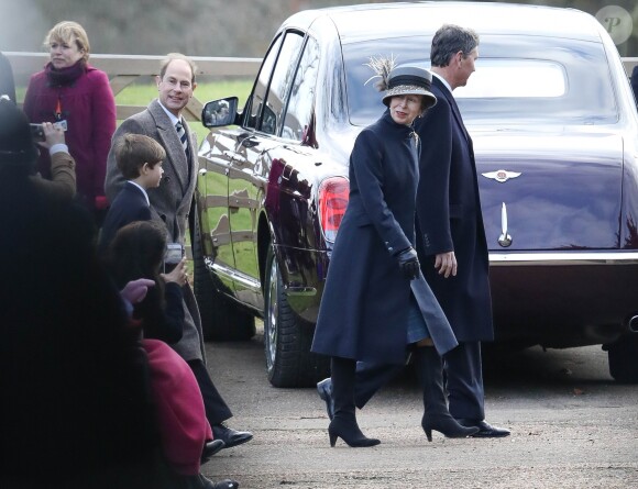 Exclusif - La princesse Anne et Sir Timothy Laurence, suivis par le prince Edward et son fils James à la messe de Noël à Sandringham le 25 décembre 2017