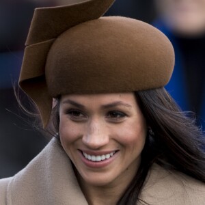 Meghan Markle à la messe de Noël à l'église Sainte-Marie-Madeleine à Sandringham, le 25 décembre 2017.