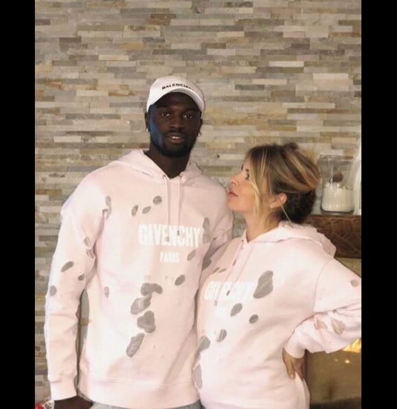 Emilie Fiorelli (Secret Story 9) et son chéri le footballeur M'Baye Niang dévoilent le sexe de leur futur enfant sur Instagram.