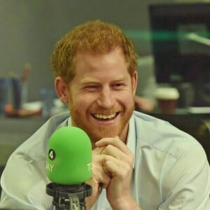 Le prince Harry dans les studios de BBC Radio 4 à Londres le 27 décembre 2017, rédacteur en chef invité de la matinale Today.