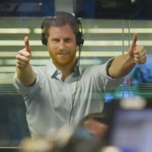 Le prince Harry dans les studios de BBC Radio 4 à Londres le 27 décembre 2017, rédacteur en chef invité de la matinale Today.