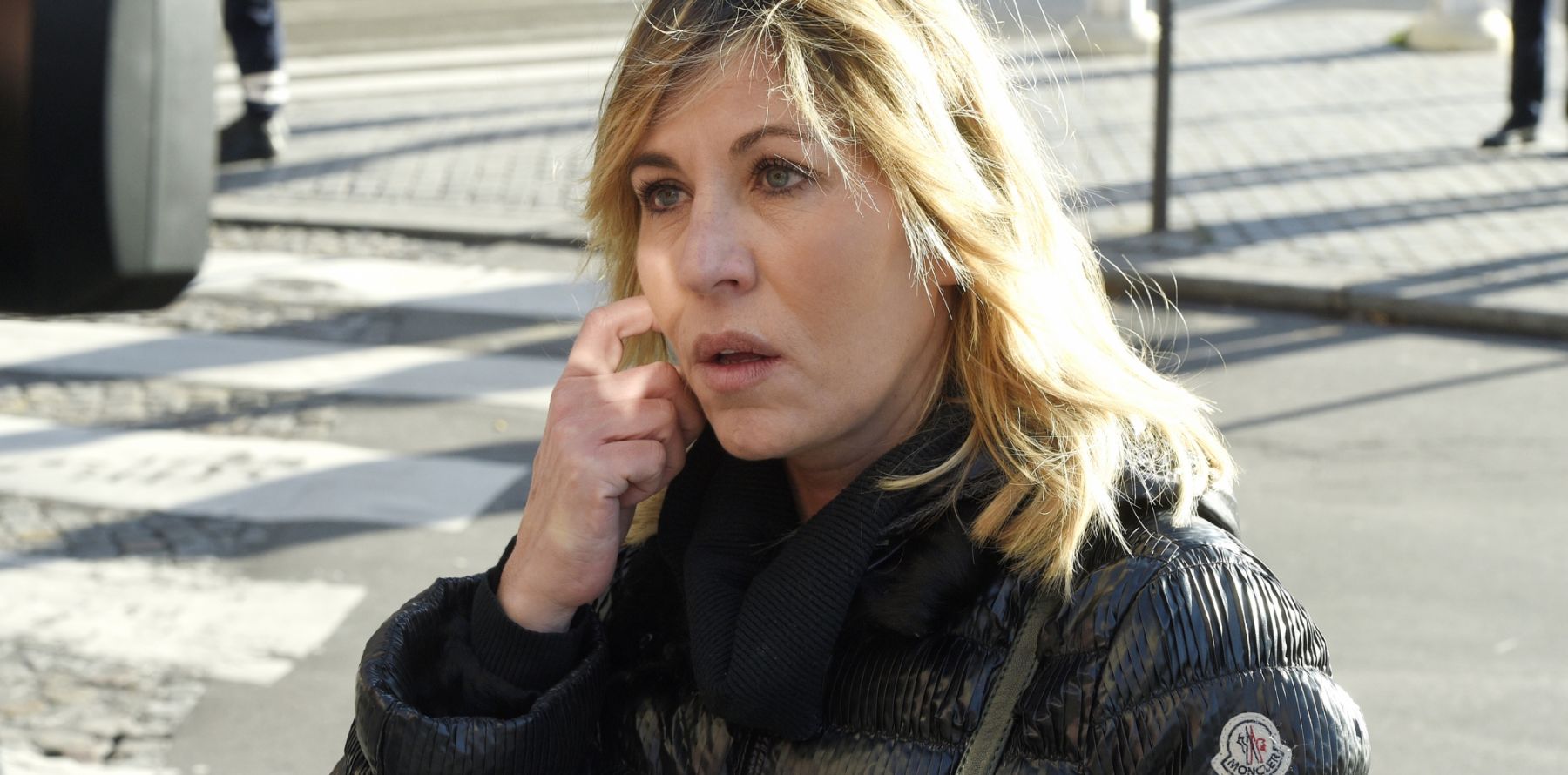 Qui A Tue Mathilde Dans Section De Recherche Mathilde Seigner arrêtée "très alcoolisée": 3g dans le sang lors de son