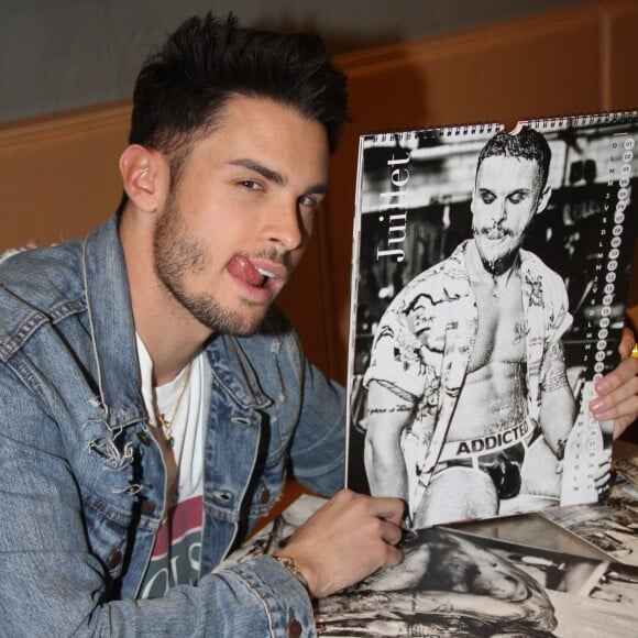 Exclusif - Baptiste Giabiconi au lancement du son calendrier 2018 à Paris, France, le 23 novembre 2017. © Philippe Baldini/Bestimage