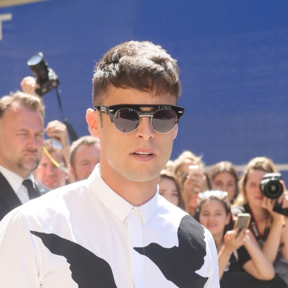 Baptiste Giabiconi - Défilé de mode "Chanel", collection Haute-Couture automne-hiver 2017/2018, au Grand Palais à Paris. Le 4 juillet 2017 © CVS - Veeren / Bestimage