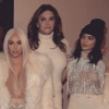La famille Kardashian et Caitlyn Jenner (à droite) en février 2016 lors du défilé de Kanye West à New York.