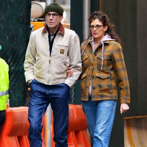 Exclusif - Daniel Day-Lewis et sa femme Rebecca Miller se baladent et font du shopping à New York le 3 janvier 2018.