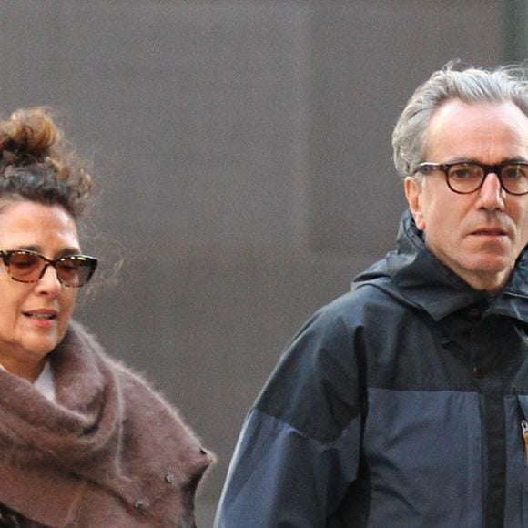 Daniel Day-Lewis et sa femme Rebecca Miller se baladent dans le quartier de Manhattan's TribeCa à New York, le 19 novembre 2016