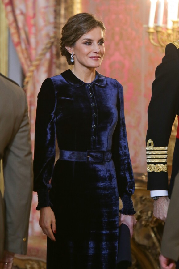 Le roi Felipe VI et la reine Letizia d'Espagne ainsi que Juan Carlos Ier et l'ex-reine Sofia ont assisté à la traditionnelle parade militaire au palais royal, lors de l'Epiphanie, à Madrid le 6 janvier 2018