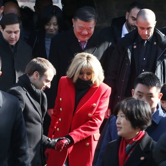 Le président de la République française Emmanuel Macron et sa femme la Première dame Brigitte Macron (Trogneux) visitent le Grande mosquée de Xi'an lors lors de la visite d'Etat de trois jours en Chine, à Xi'an, province Shaanxi, le 8 janvier 2018. © Dominique Jacovides/Bestimage