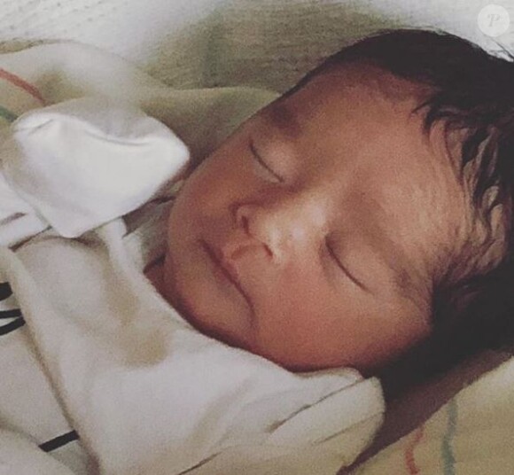 Hayes, le troisième enfant de Jessica Alba et Cash Warren, né le 31 décembre 2017.