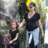 Exclusif - Jessica Alba enceinte et sa fille Haven à Los Angeles, le 27 décembre 2017.