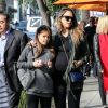 Exclusif - Jessica Alba enceinte et sa fille Honor à Beverly Hills le 26 décembre 2017.