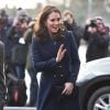 Catherine Kate Middleton (enceinte), duchesse de Cambridge, visite l'école "Reach Academy" à Feltham le 10 janvier 2018.