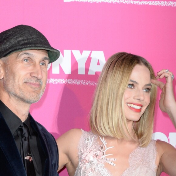 Craig Gillespie et Margot Robbie - Avant-première du film "Moi, Tonya" au cinéma l'UGC Normandie à Paris le 15 janvier 2018. © Coadic Guirec/Bestimage