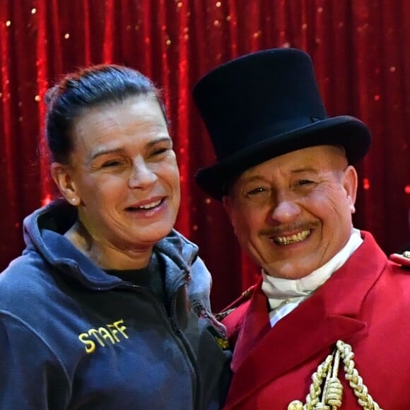 La princesse Stéphanie de Monaco avec M. Loyal alias Petit Gougou lors du photocall de présentation du 42ème Festival International du Cirque de Monte-Carlo sous le chapiteau de Fontvieille le 16 janvier 2018. © Bruno Bebert / Bestimage