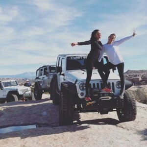 Pauline Ducruet à Moab dans l'Utah en janvier 2018, s'entraînant avec sa partenaire Schanel Bakkouche pour le Rallye Aïcha des Gazelles du Maroc. Photo Instagram.