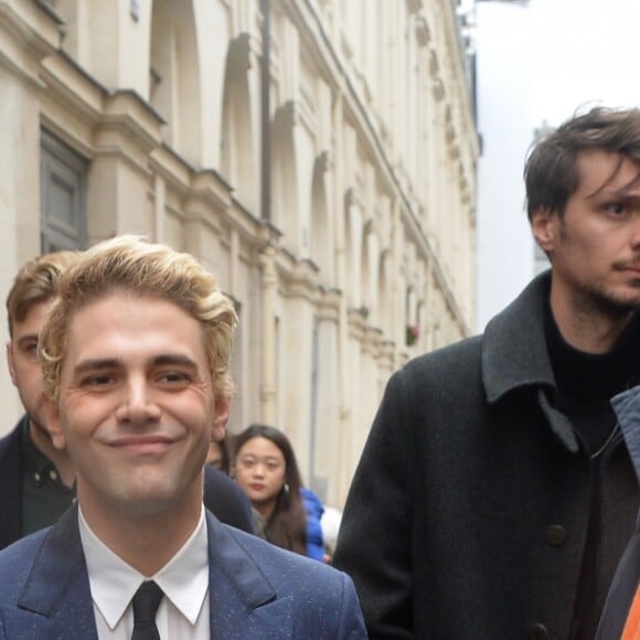 Xavier Dolan - Sorties du défilé de mode Louis Vuitton homme automne-hiver 2018-2019 au Palais Royal à Paris. Le 18 janvier 2018 © CVS - Veeren / Bestimage