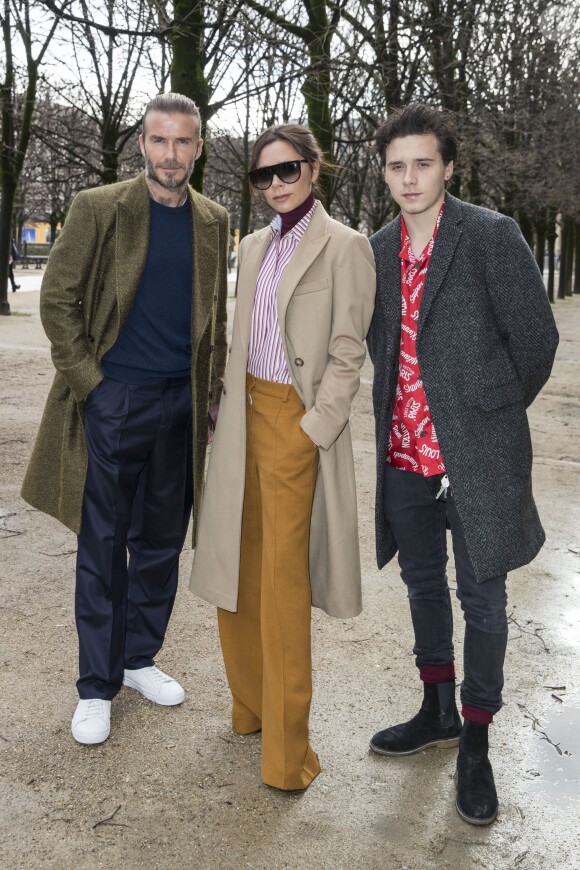 David Beckham, sa femme Victoria et leur fils Brooklyn au défilé de mode Louis Vuitton homme automne-hiver 2018-2019 au Palais Royal à Paris. Le 18 janvier 2018 © Olivier Borde / Bestimage