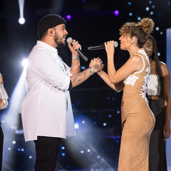 Exclusif - Slimane et Tal - Enregistrement de l'émission "Goldman, 40 ans de chansons" à la Seine Musicale à Boulogne-Billancourt, qui sera diffusée le 26 janvier 2018 sur TF1. Le 6 juin 2017 © Cyril Moreau-Veeren Ramsamy / Bestimage