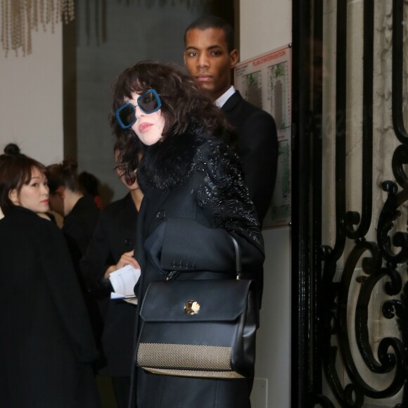 Isabelle Adjani - Défilé de mode "Elie Saab", collection Haute-Couture printemps-été 2018, au Pavillon Cambon Capucines. Paris, le 24 janvier 2018 © CVS / Veeren / Bestimage