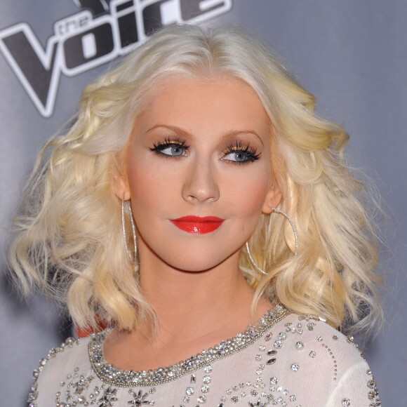 Avant : Christina Aguilera - Personnalites qui posent pour l'emission The Voice Season 5-Top 12 a Universal City, le 7 Novembre 2013.
