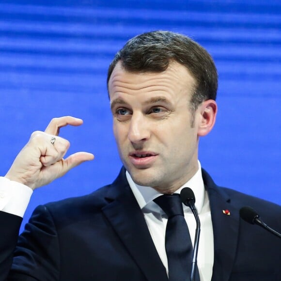 Le président de la République française Emmanuel Macron lors de son discours au Forum économique mondial de Davos, Suisse, le 24 janvier 2018. © Stéphane Lemouton/Bestimage