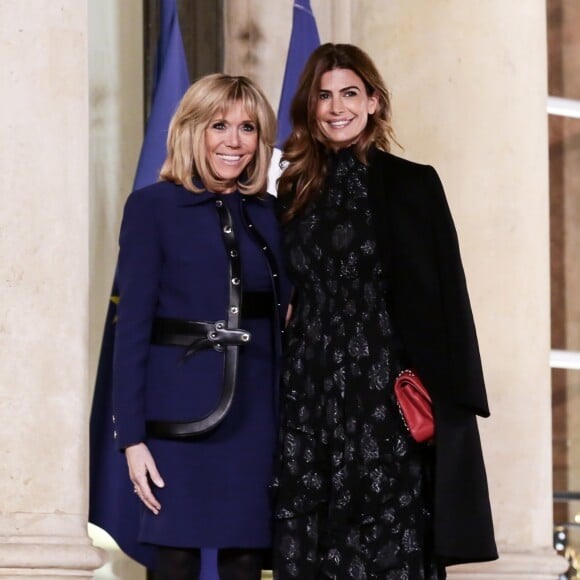 Brigitte Macron (Trogneux) accueille la première dame de la république d'Argentine Juliana Awada au Palais de l'Elysée à Paris le 26 janvier 2018. © Stéphane Lemouton / Bestimage