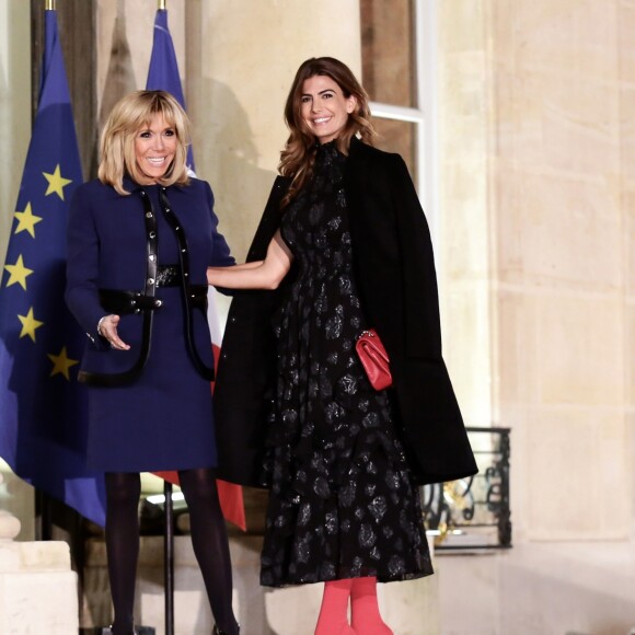 Brigitte Macron (Trogneux) accueille la première dame de la république d'Argentine Juliana Awada au Palais de l'Elysée à Paris le 26 janvier 2018. © Stéphane Lemouton / Bestimage