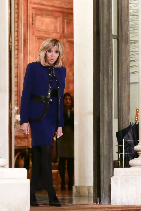 Brigitte Macron (Trogneux) accueille la première dame de la république d'Argentine Juliana Awada au Palais de l'Elysée à Paris le 26 janvier 2018. © Stéphane Lemouton / Bestimage