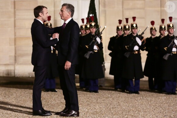Le Président de la république Emmanuel Macron reoit le président de l'Argentine, Mauricio Macri pour un entretien au Palais de l'Elysée. Paris, le 26 janvier 2018. © Stéphane Lemouton/Bestimage