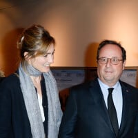 Julie Gayet et François Hollande, amoureux rayonnants sur le tapis rouge