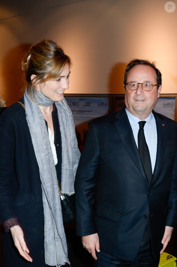 Julie Gayet et François Hollande - Première du film documentaire "The Ride" au MK2 Bibliothèque à Paris. Le 26 janvier 2018 © Coadic Guirec / Bestimage