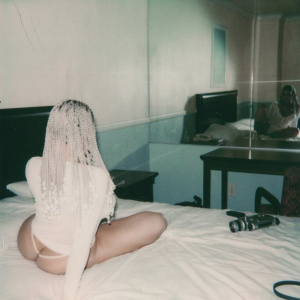 Kim Kardashian photographiée par Marcus Hyde. Janvier 2018.