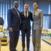 Le président sénégalais Macky Sall, Emmanuel Macron et Rihanna lors de la conférence de financement du Partenariat mondial pour l'éducation (PME) organisée à Dakar, Sénégal, le 2 février 2018.