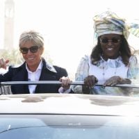 Brigitte et Emmanuel Macron : Bain de foule pour conclure en beauté au Sénégal