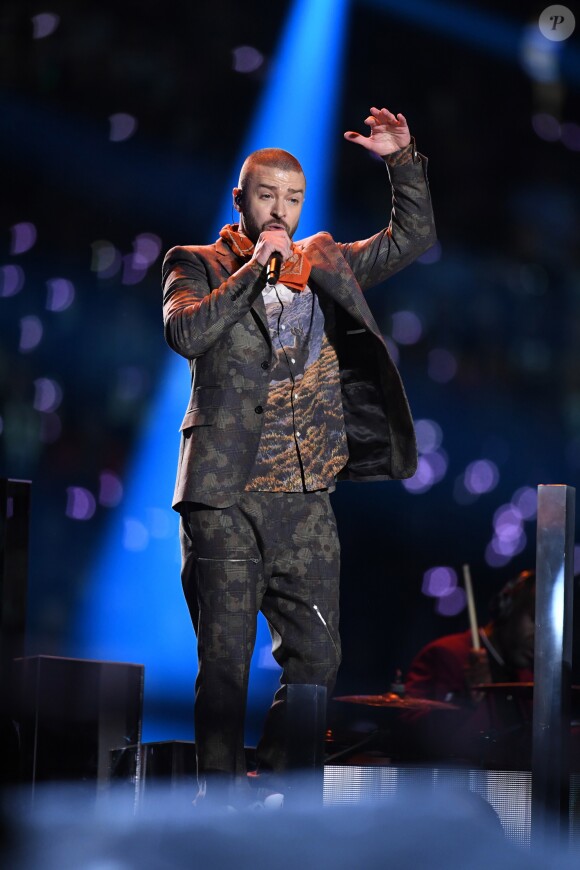 Justin Timberlake assure le show de la mi-temps lors du Super Bowl à Minneapolis, le 1 février 2018.